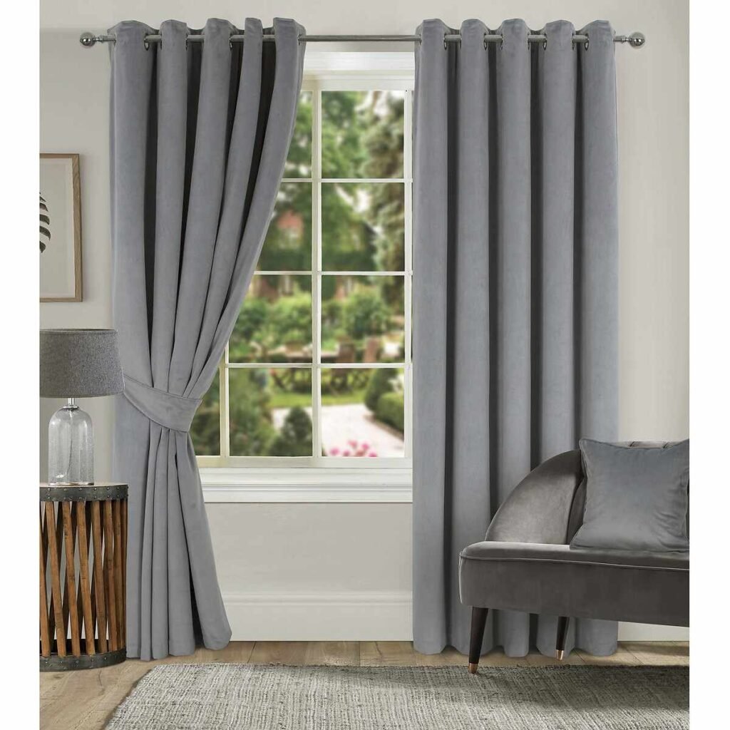 Clever Velvet Thermal Lined Eyelet Curtains