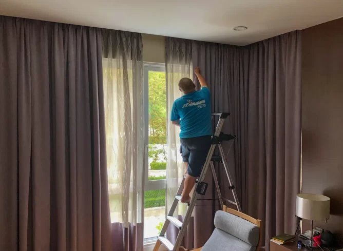 Curtains Fixing Dubai