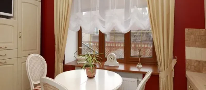 Kitchen drapes